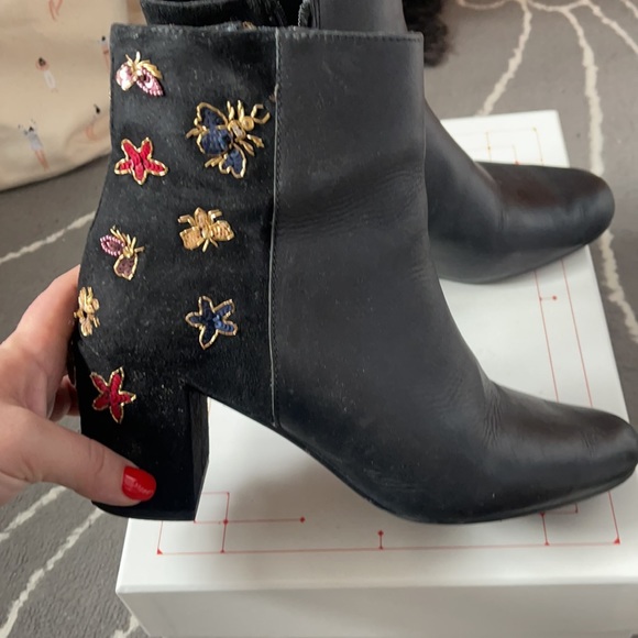 Barney’s New York boots - Picture 2 of 8